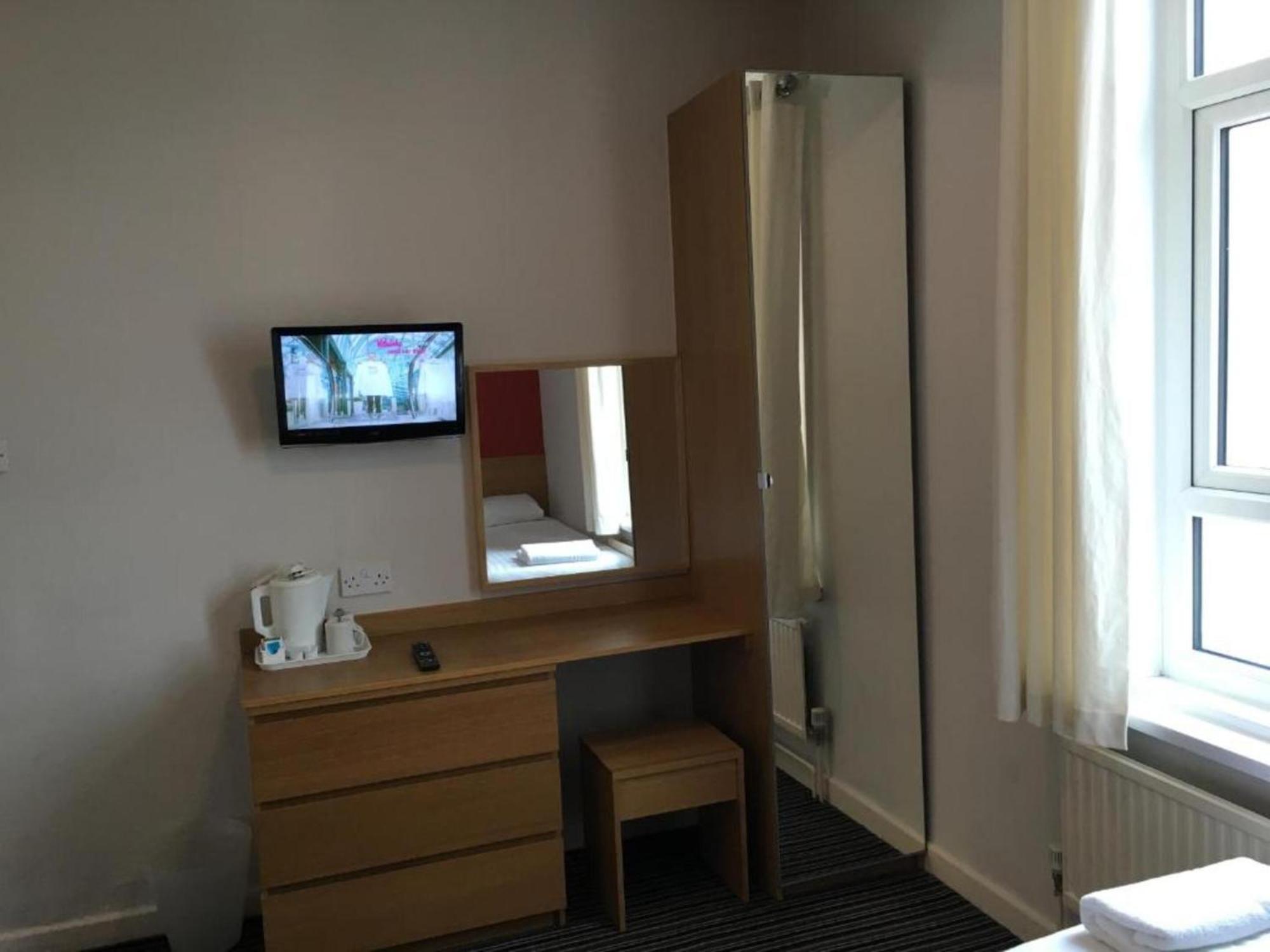 Oyo Wave Crest Hotel Blackpool Zewnętrze zdjęcie